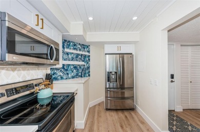 Stunning Condo @ Isla Del Sol with Dual-Purpose Investment: Your on Isla Del Sol Yacht and Country Club in Florida - for sale on GolfHomes.com, golf home, golf lot