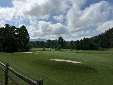 FURNISHED CABIN!!  Charming 3-Bedroom, 3-Bath Log Cabin in the on White Path Golf Club in Georgia - for sale on GolfHomes.com, golf home, golf lot