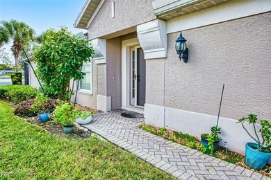 Welcome to the prestigious Colonial Country Club! This wonderful on Colonial Country Club in Florida - for sale on GolfHomes.com, golf home, golf lot