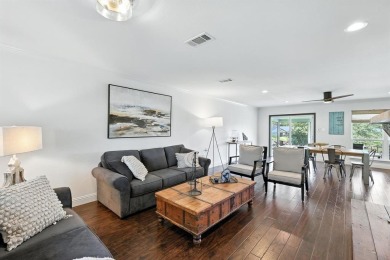 Lake Kiowa at its finest! Comfort and Luxury with all the on Lake Kiowa Golf Course in Texas - for sale on GolfHomes.com, golf home, golf lot