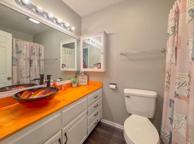 Discover your ideal retreat in the heart of Hot Springs! This on Hot Springs Golf and Country Club in Arkansas - for sale on GolfHomes.com, golf home, golf lot