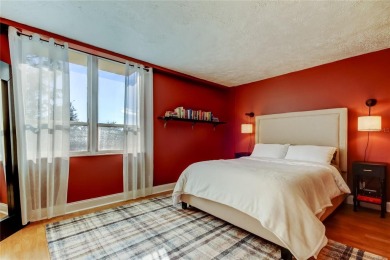 Welcome to this nicely updated 2 bedroom, 2 bathroom condo on Cove Cay Country Club in Florida - for sale on GolfHomes.com, golf home, golf lot
