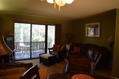 Come view this easy walk in townhome!! It is walking distance to on Mountain Ranch Golf Club in Arkansas - for sale on GolfHomes.com, golf home, golf lot
