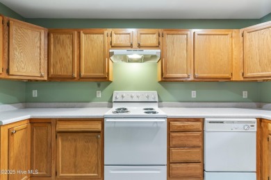 Enjoy the ease of one-level living in this low-maintenance on Masonboro Country Club in North Carolina - for sale on GolfHomes.com, golf home, golf lot