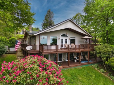 Personal retreat awaits you in meticulously renovated 2BR, 2BA on Skyland Lakes Golf Course in Virginia - for sale on GolfHomes.com, golf home, golf lot