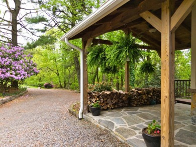 Personal retreat awaits you in meticulously renovated 2BR, 2BA on Skyland Lakes Golf Course in Virginia - for sale on GolfHomes.com, golf home, golf lot