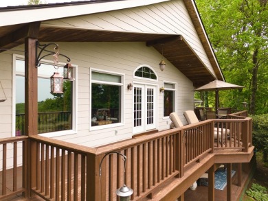 Personal retreat awaits you in meticulously renovated 2BR, 2BA on Skyland Lakes Golf Course in Virginia - for sale on GolfHomes.com, golf home, golf lot