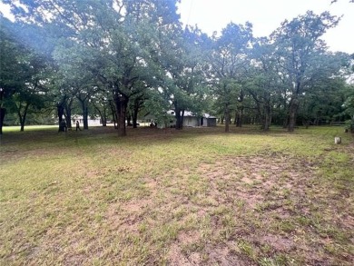 SELLER IS ENTERTAINING BACK-UP OFFERS.  MULTI-OFFER SITUATION on Lake Murray State Park Golf Course in Oklahoma - for sale on GolfHomes.com, golf home, golf lot