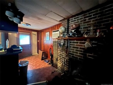 SELLER IS ENTERTAINING BACK-UP OFFERS.  MULTI-OFFER SITUATION on Lake Murray State Park Golf Course in Oklahoma - for sale on GolfHomes.com, golf home, golf lot