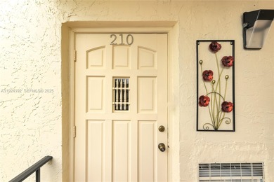 La Creme de la creme!!! Love where you live...this gorgeous on Hollybrook Golf and Tennis Club  in Florida - for sale on GolfHomes.com, golf home, golf lot