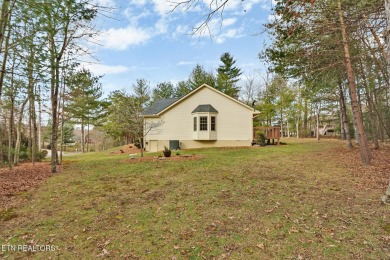 A great home with great bones in a great neighborhood!  This on Heatherhurst Golf Course in Tennessee - for sale on GolfHomes.com, golf home, golf lot