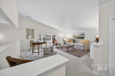 Fresh updates, geothermal community pool, & an amazing location on Warm Springs Golf Club in Idaho - for sale on GolfHomes.com, golf home, golf lot