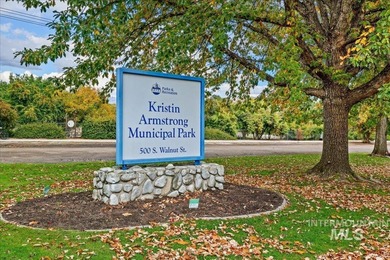 Fresh updates, geothermal community pool, & an amazing location on Warm Springs Golf Club in ID - for sale on GolfHomes.com, golf home, golf lot