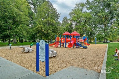 Fresh updates, geothermal community pool, & an amazing location on Warm Springs Golf Club in ID - for sale on GolfHomes.com, golf home, golf lot