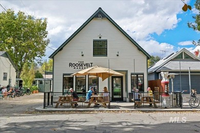 Fresh updates, geothermal community pool, & an amazing location on Warm Springs Golf Club in ID - for sale on GolfHomes.com, golf home, golf lot