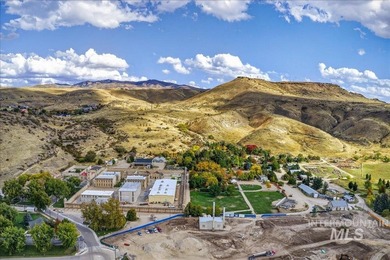 Fresh updates, geothermal community pool, & an amazing location on Warm Springs Golf Club in ID - for sale on GolfHomes.com, golf home, golf lot