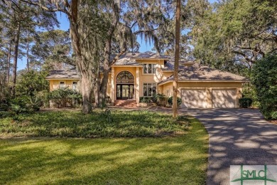 Beautiful and bright updated stucco home in The Landings! on The Landings Club - Oakridge in Georgia - for sale on GolfHomes.com, golf home, golf lot