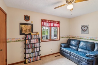 YOU HAVE TO SEE THIS HOME...A BEAUTIFULLY KEPT RANCH SITTING ON on Osceola Country Club in Iowa - for sale on GolfHomes.com, golf home, golf lot