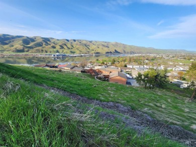 Build your dream home overlooking the Snake River, Red Wolf Golf on Clarkston Country Club in Washington - for sale on GolfHomes.com, golf home, golf lot