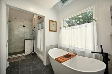 Welcome to this stunning 4-bedroom, 3.5-bath home in the heart on Lakewood Oaks Golf Club, Ltd. in Missouri - for sale on GolfHomes.com, golf home, golf lot