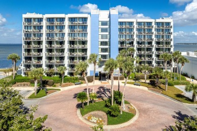 Lowest priced, UPDATED, HIGH FLOOR, BAY FRONT studio with on Sandestin Golf and Beach Resort - The Links in Florida - for sale on GolfHomes.com, golf home, golf lot