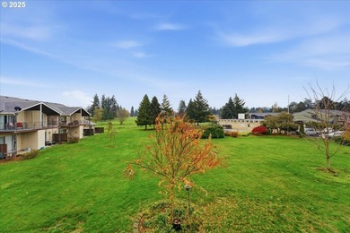 Modern Townhouse with Stunning Golf Course Views. Move-In Ready! on Gresham Golf Course in Oregon - for sale on GolfHomes.com, golf home, golf lot
