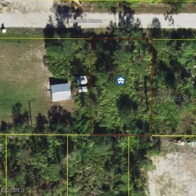 Build your dream home on this beautiful lot in one of Southwest on Kings Gate Golf Club in Florida - for sale on GolfHomes.com, golf home, golf lot