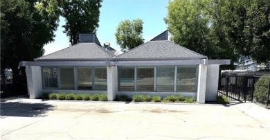 This perfect condo is nestled along the foothills of Azusa! on Azusa Greens Country Club in California - for sale on GolfHomes.com, golf home, golf lot