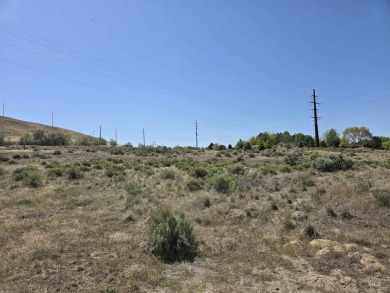 Enjoy building your dream home on this excellent 1.3 Ac building on Clear Lake Country Club in Idaho - for sale on GolfHomes.com, golf home, golf lot