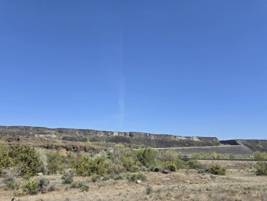 Enjoy building your dream home on this excellent 1.3 Ac building on Clear Lake Country Club in Idaho - for sale on GolfHomes.com, golf home, golf lot
