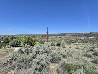 Enjoy building your dream home on this excellent 1.3 Ac building on Clear Lake Country Club in Idaho - for sale on GolfHomes.com, golf home, golf lot