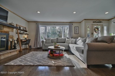 A FULLY FURNISHED -TURN KEY-HOME FOR ALL SEASONS IN AMENITY on Split Rock Resort and Country Club in Pennsylvania - for sale on GolfHomes.com, golf home, golf lot