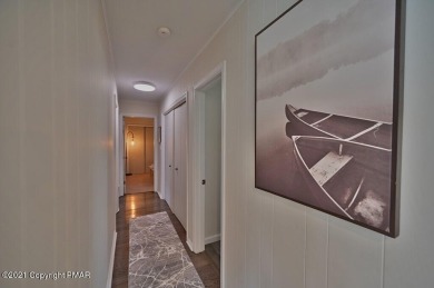 A FULLY FURNISHED -TURN KEY-HOME FOR ALL SEASONS IN AMENITY on Split Rock Resort and Country Club in Pennsylvania - for sale on GolfHomes.com, golf home, golf lot
