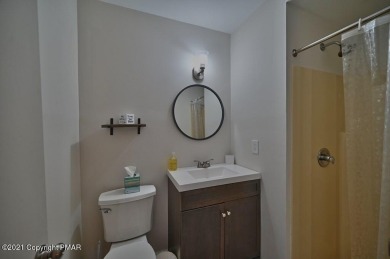 A FULLY FURNISHED -TURN KEY-HOME FOR ALL SEASONS IN AMENITY on Split Rock Resort and Country Club in Pennsylvania - for sale on GolfHomes.com, golf home, golf lot