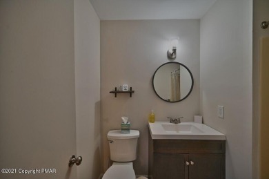 A FULLY FURNISHED -TURN KEY-HOME FOR ALL SEASONS IN AMENITY on Split Rock Resort and Country Club in Pennsylvania - for sale on GolfHomes.com, golf home, golf lot