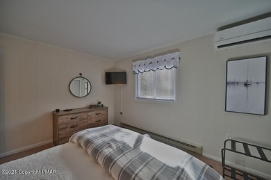 -HOME FOR ALL SEASONS IN AMENITY FILLED SPLIT ROCK-EXCELLANT on Split Rock Resort and Country Club in Pennsylvania - for sale on GolfHomes.com, golf home, golf lot