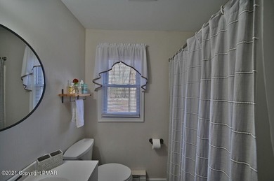 -HOME FOR ALL SEASONS IN AMENITY FILLED SPLIT ROCK-EXCELLANT on Split Rock Resort and Country Club in Pennsylvania - for sale on GolfHomes.com, golf home, golf lot