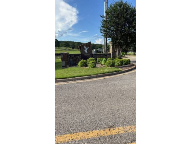 Don't miss this rare opportunity to own a premium level vacant on Eagle Crest Golf Course in Arkansas - for sale on GolfHomes.com, golf home, golf lot