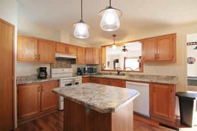 Well Maintained and updated 3 bedroom 2 bath home with an open on Boulder Canyon Country Club in South Dakota - for sale on GolfHomes.com, golf home, golf lot