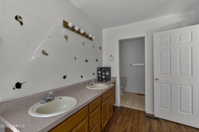 TOWNHOME ON ASPEN VALLEY GOLF COURSE WITH SERENE TREE VIEWS! on Continental Country Club in Arizona - for sale on GolfHomes.com, golf home, golf lot