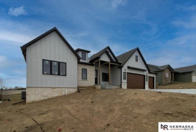 Sandi Osterman, M: , sandio,  - Gateway Homes presents this 4 on Iron Horse Golf Club in Nebraska - for sale on GolfHomes.com, golf home, golf lot