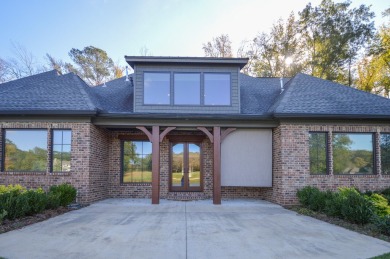 Lakefront Home at Old Waverly, Yards from the 16th Green | Foyer on Old Waverly Golf Club, Inc. in Mississippi - for sale on GolfHomes.com, golf home, golf lot