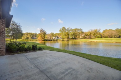 Lakefront Home at Old Waverly, Yards from the 16th Green | Foyer on Old Waverly Golf Club, Inc. in Mississippi - for sale on GolfHomes.com, golf home, golf lot