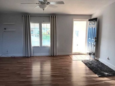 Discover carefree living in this beautiful 2-bedroom, 2-bath on Four Lakes Golf Club in Florida - for sale on GolfHomes.com, golf home, golf lot