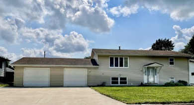 Have 72 hours clause on this property. Stop by and see this 4 on Fox Ridge Golf Course in Iowa - for sale on GolfHomes.com, golf home, golf lot