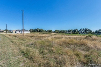 Discover your own slice of paradise tucked away in the on Vaaler Creek Golf Club in Texas - for sale on GolfHomes.com, golf home, golf lot