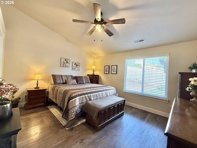 Discover comfort and the convenience of single level living with on Orchard Hills Country Club in Washington - for sale on GolfHomes.com, golf home, golf lot