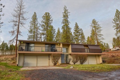2414 E. Casper Dr. is an Occupied Duplex built in 1976 with a on  in Washington - for sale on GolfHomes.com, golf home, golf lot