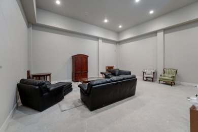 Why settle for ordinary when you could own 1,685' of Lake on Landa Park Golf Course in Texas - for sale on GolfHomes.com, golf home, golf lot