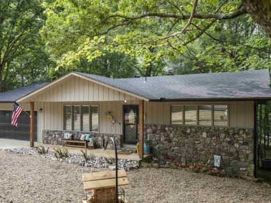 GORGEOUS 4 BED 3 BATH HOME WITH OVER $75,000 IN UPDATES!! on DeSoto Golf Course in Arkansas - for sale on GolfHomes.com, golf home, golf lot